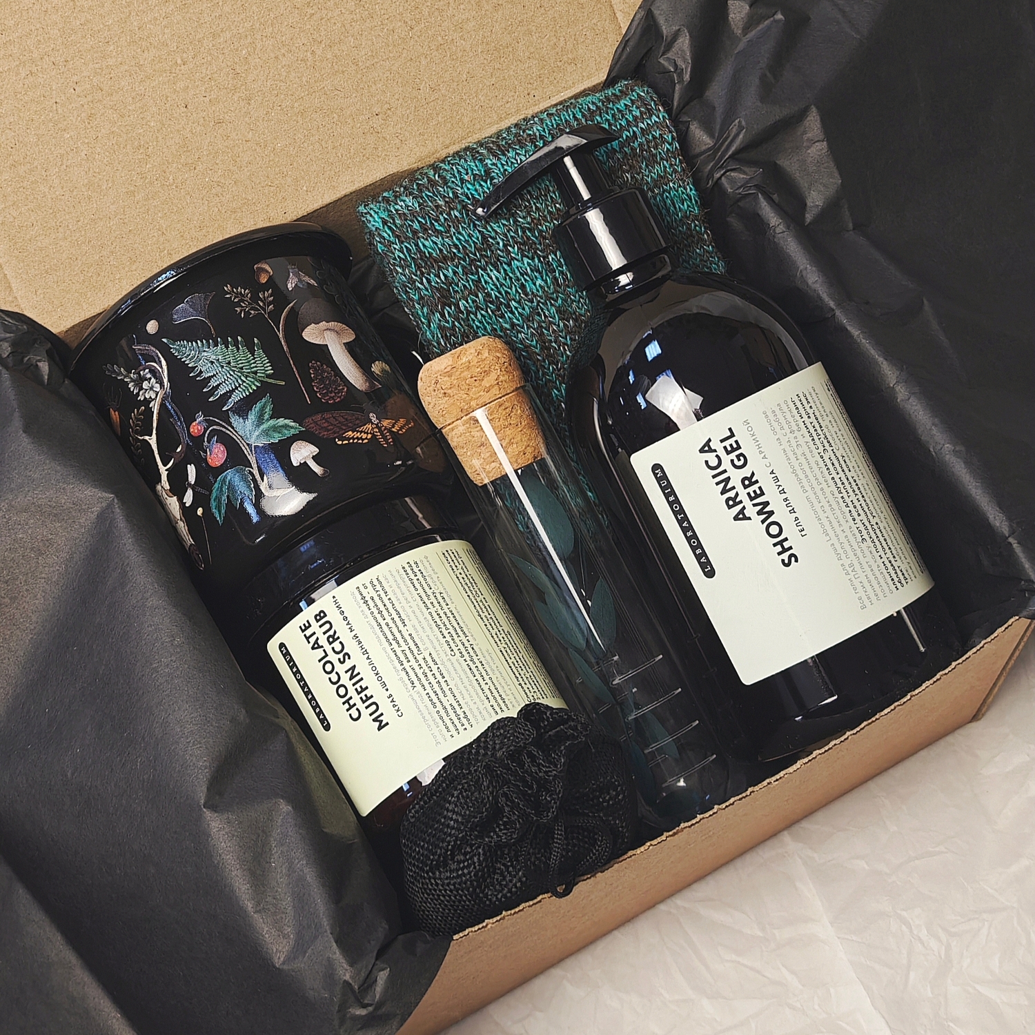 Универсальный подарочный бокс для женщины или мужчины №145