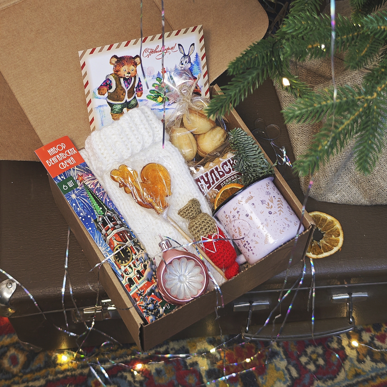 Женский бокс с предметами ручной работы Женский бокс с предметами ручной работы