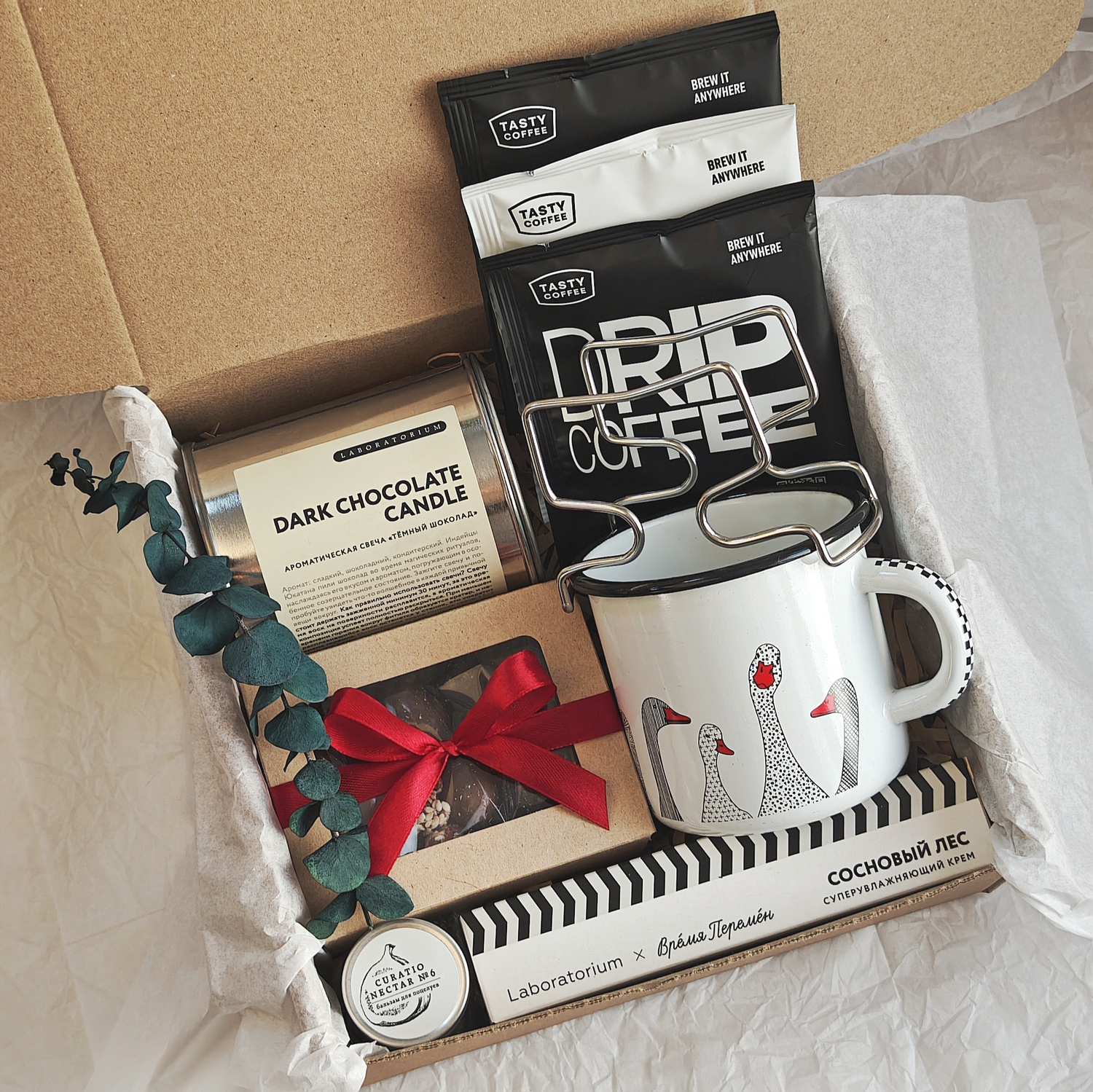 Универсальный подарочный бокс №148