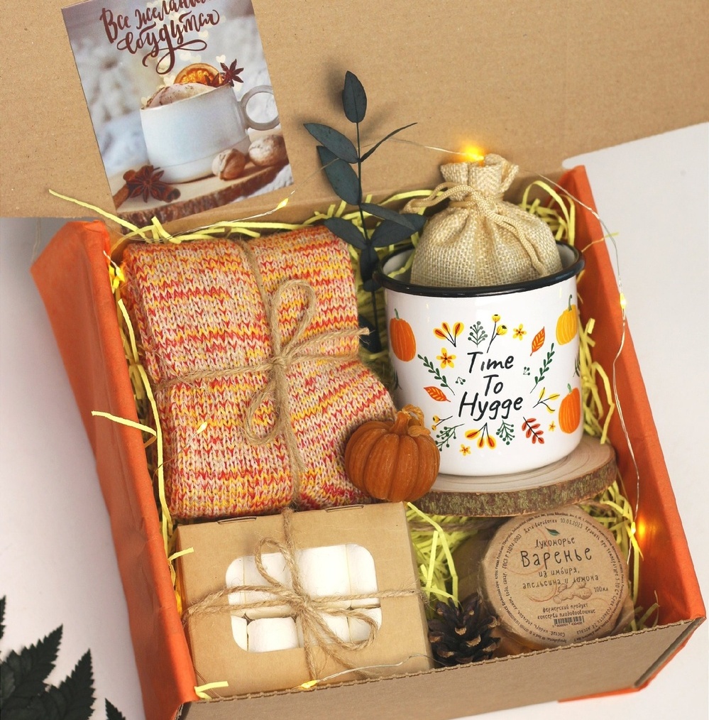 Светящийся подарочный набор "Time to hygge" Светящийся подарочный набор "Time to hygge"